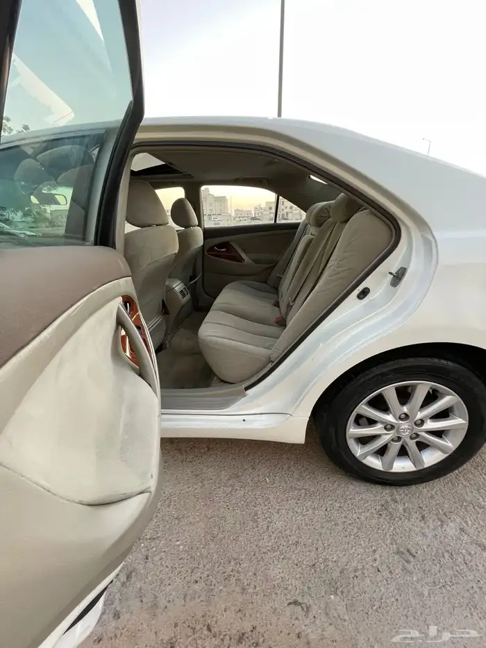 للبيع كامري 2010 فل انا مجرد معلن رقم صاحب الموتر موجود 16