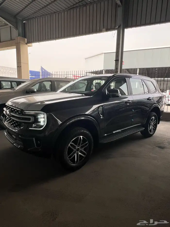 فورد ايفرست 2025 XLT و XLS 3