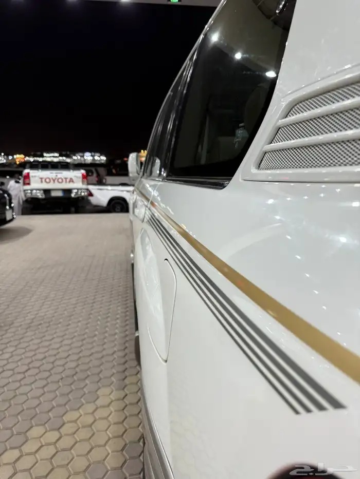 تويوتا VX-R مخززن 13