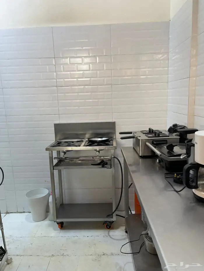 أدوات للبيع 0