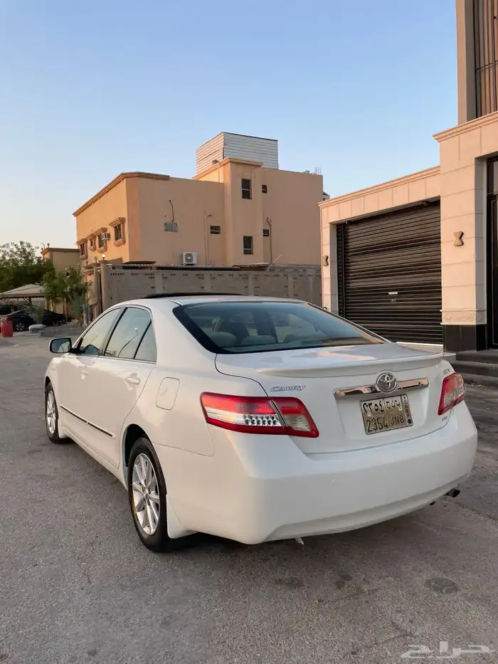 للبيع كامري 2010 فل انا مجرد معلن رقم صاحب الموتر موجود 11