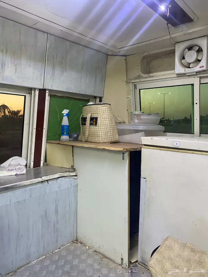 للبيع سيارة ايسكريم 6