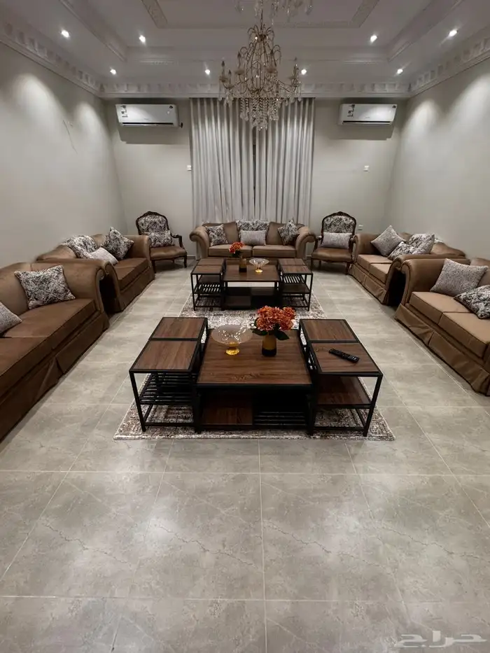 استراحة لاقينا هوم اشجار وزرع ومسبح 18