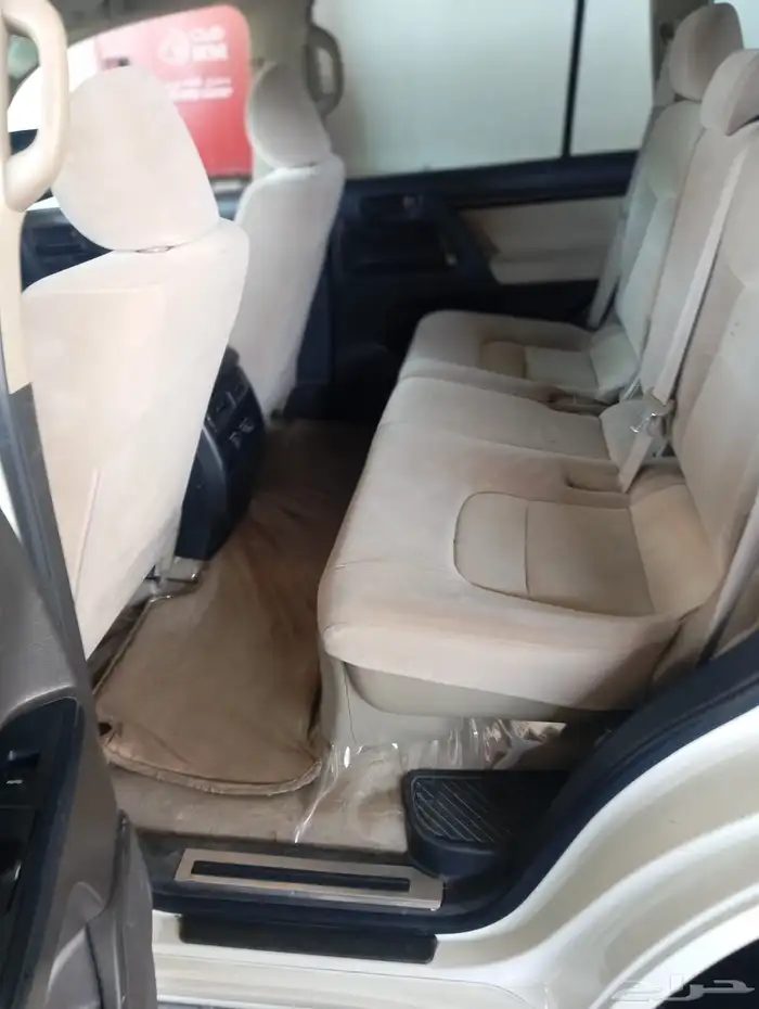 لا ندكروزر تويوتا 2011 6