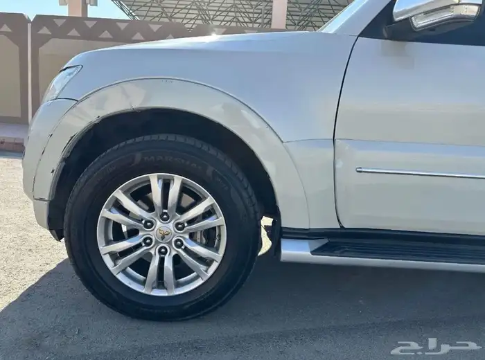 ميتسوبيشي باجيرو 2016 فل كامل علامة ذهبية 8