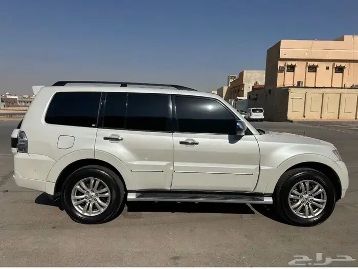 ميتسوبيشي باجيرو 2016 فل كامل علامة ذهبية 3