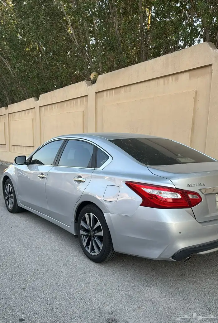 التيما 2017 V6 SL فل كامل للبيع 3