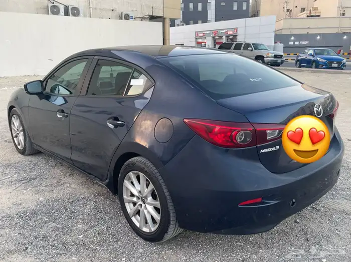 مازدا 3  2018 ( عزيزه ) 1