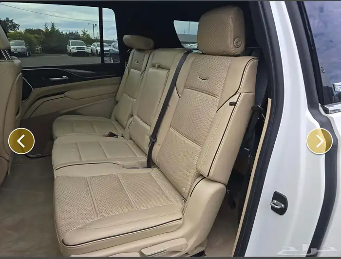 2022 Cadillac Escalade ESV Premium Luxury 7