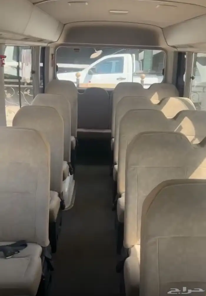 كوستر 2017 بنزين 4