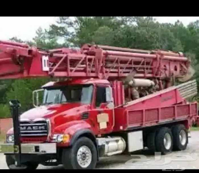 حفار ابار ارتوازية بأحدث الحفارات 0