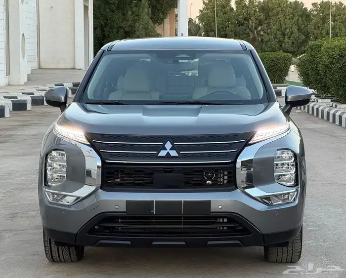 ميتسوبيشي أوتلاندر 2024 0