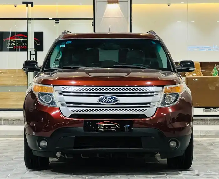 اكسبلور 2015 XLT دبل ( بحالة ممتازة ) 2