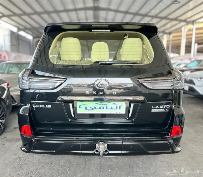 جيب لكزس2021 LX مخزن بلاك دشن عداد 35 الف كيلو 9