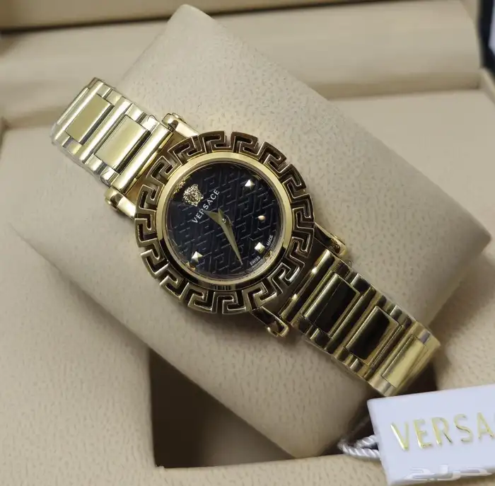 ساعات نسائية فيرزاتشي 1