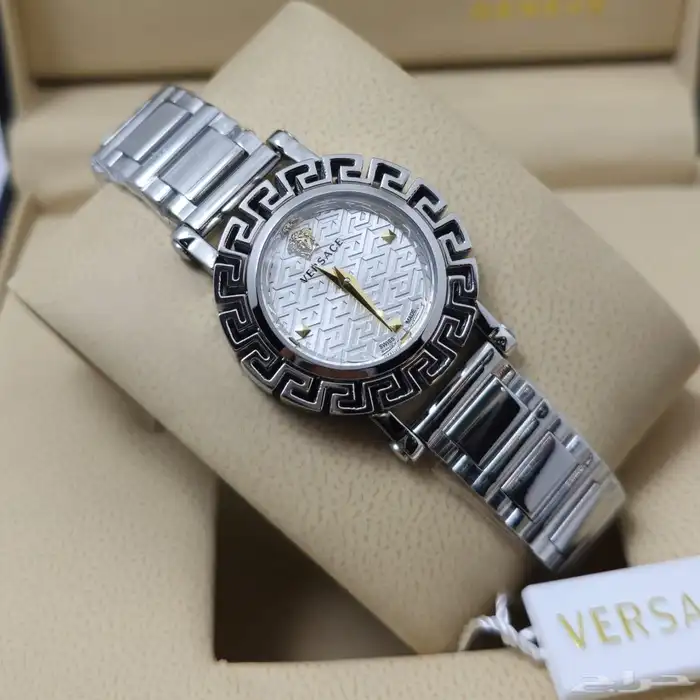 ساعات نسائية فيرزاتشي 6