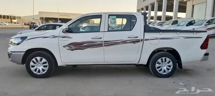 هايلوكس جي ال اكس 2023 بنزين ماشيه 3.000 1