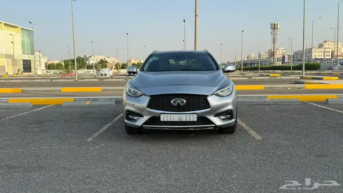 انفينتي Q30 1