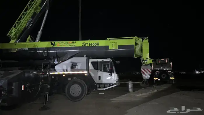 Crane and Flatbed Rental 12