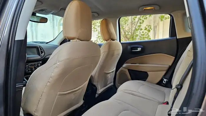 جيب كومباس 2018 نظيف 5