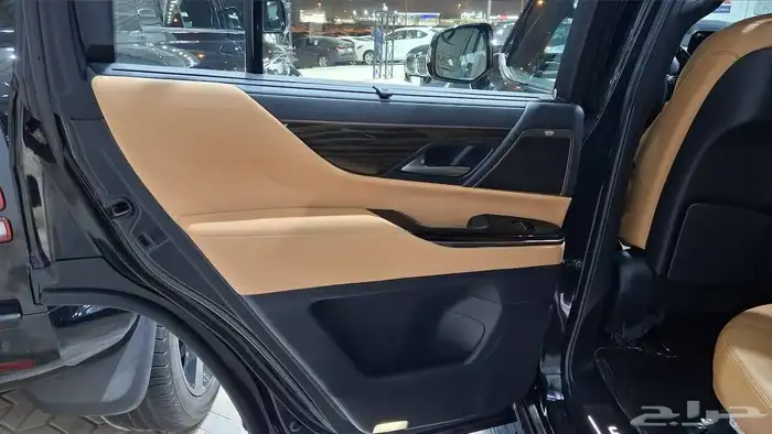 لكزس LX 2023 مستعملة مفحوصة مضمونة مصينة 6