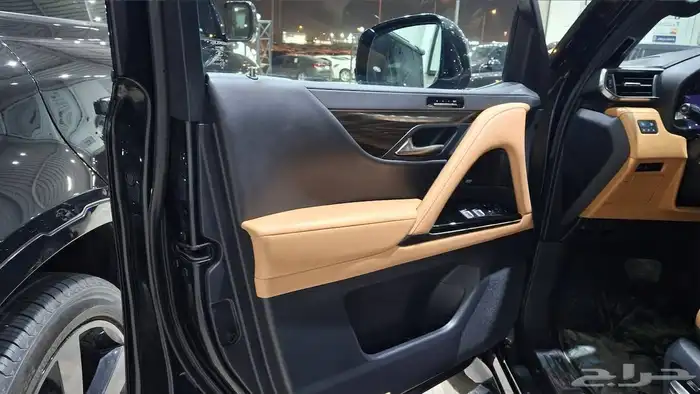 لكزس LX 2023 مستعملة مفحوصة مضمونة مصينة 5