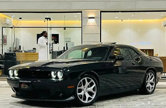 تشالنجر 2015 V6 فل كامل ( بحالة ممتازة ) 1