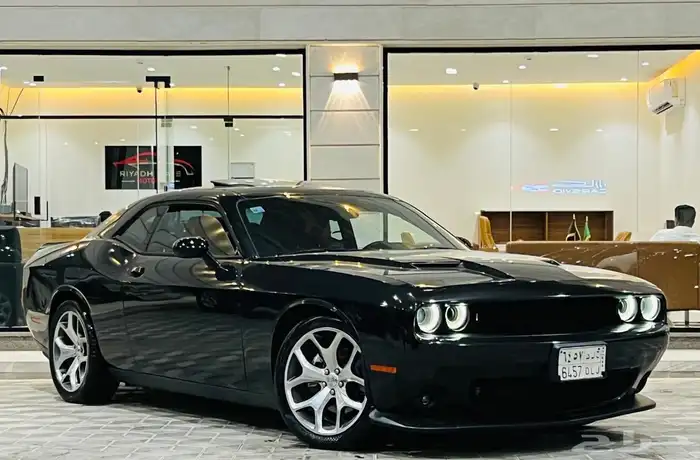 تشالنجر 2015 V6 فل كامل ( بحالة ممتازة ) 0