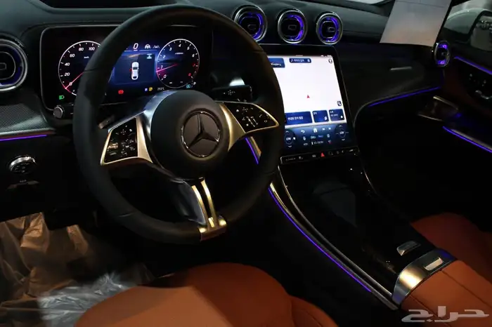 مرسيدس GLC300 وكالة 7