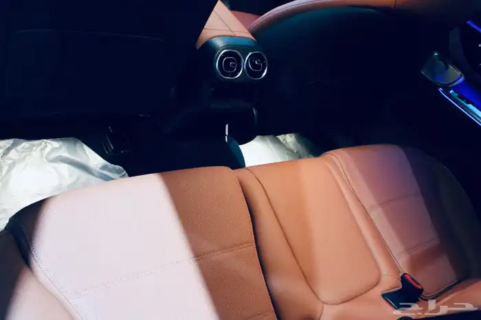 مرسيدس GLC300 وكالة 10