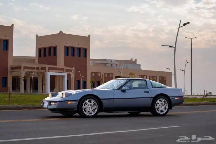 كورفيت 1990 16