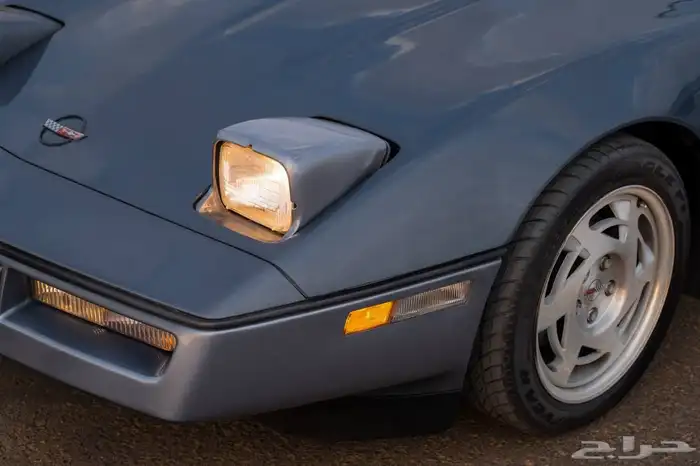 كورفيت 1990 25