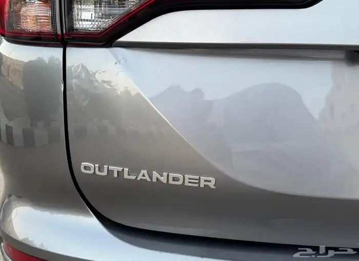 ميتسوبيشي أوتلاندر 2024 8