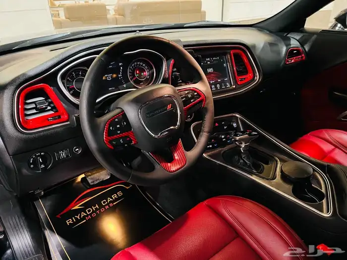 تشالنجر 2015 V6 فل كامل ( بحالة ممتازة ) 6