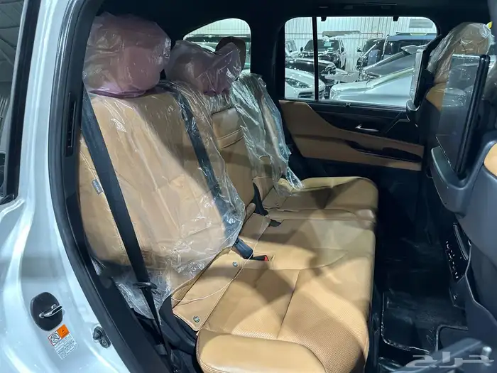 لكزس LX 600 موديل 2023 11
