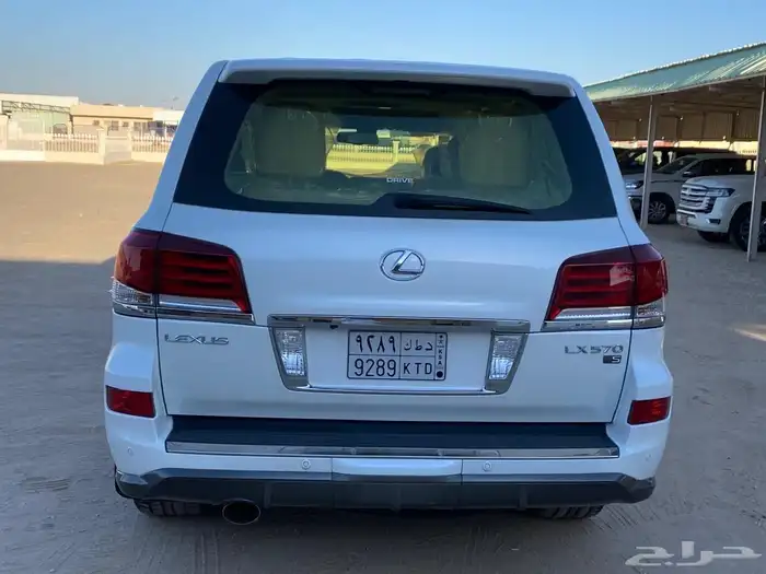 جيب لكزس 2015 وكاله نظيف جدا 3