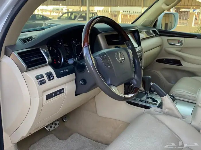 جيب لكزس 2015 وكاله نظيف جدا 9