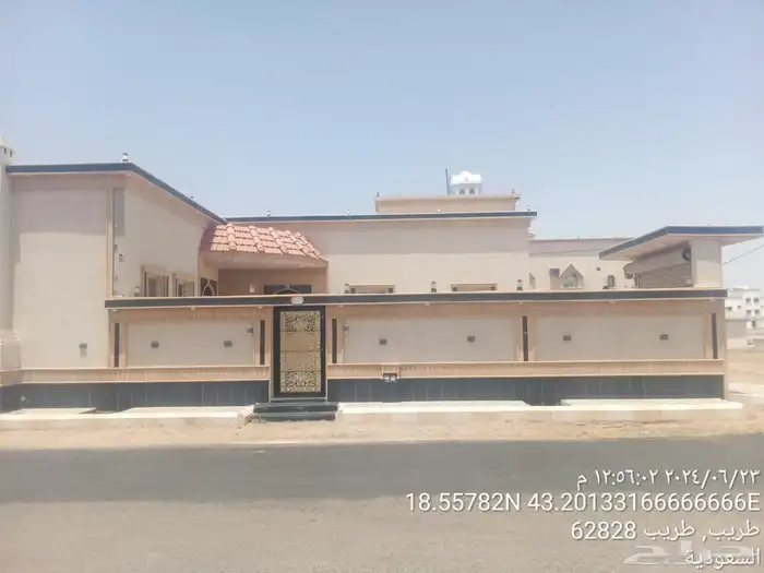 للبيع دور مستقل وفاخر في طريب حي النزهة 0