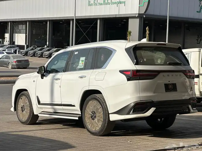 لكزس 2025 LX600 3