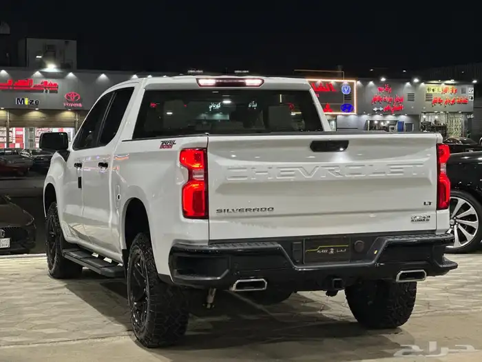 سلفرادو تريل بوس غمارتين Z71 دبل موديل 2023 4