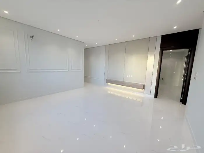 شقة للبيع دور ثاني ممتازة 9