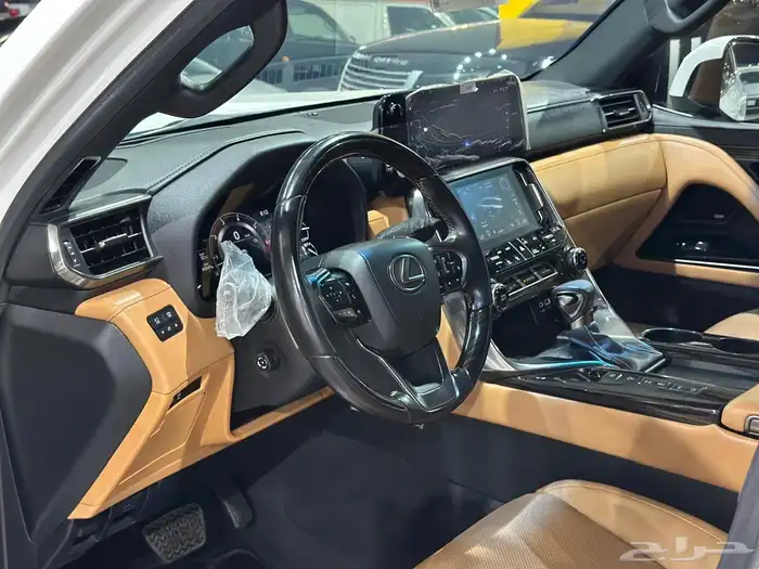 لكزس LX 600 موديل 2023 19