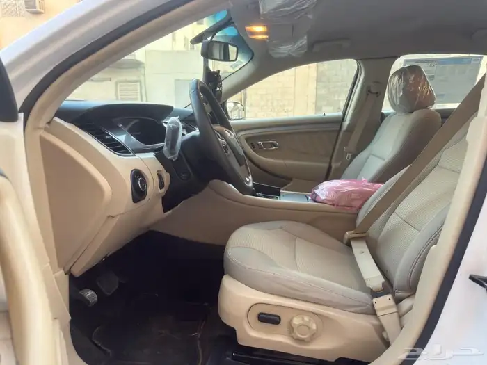 للبيع فورد تورس 2015 نص فل يصمه بدي وكاله 8