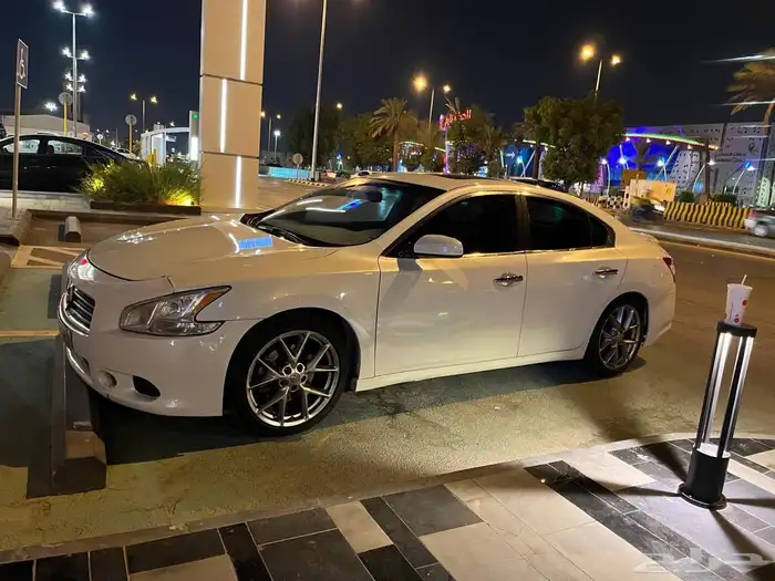 نيسان ماكسيما 2010 4