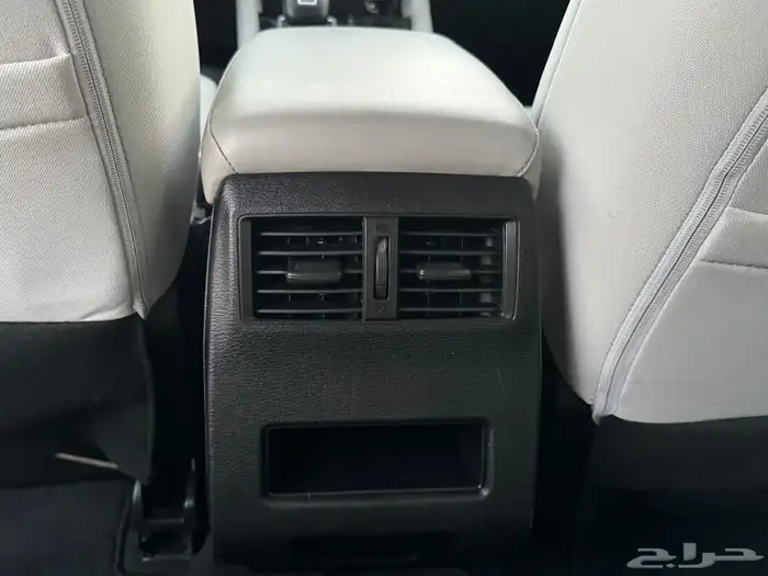 ميتسوبيشي أوتلاندر 2024 17