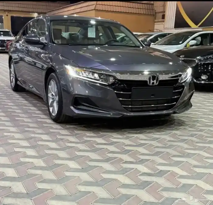 هوندا اكورد موديل 2022 شبه  وكاله  عداد 12 الف فقط 2