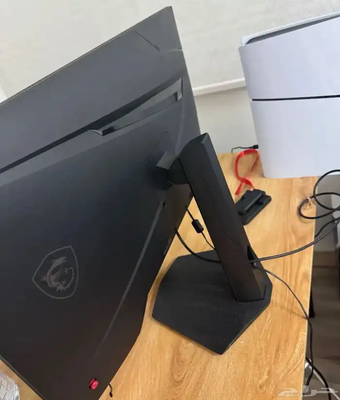 سوني5 سلم مع العاب وشاشه mse 0