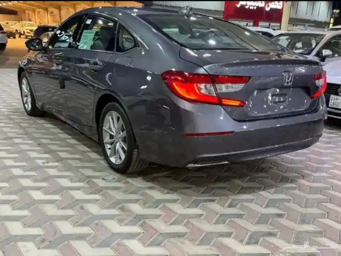 هوندا اكورد موديل 2022 شبه  وكاله  عداد 12 الف فقط 4