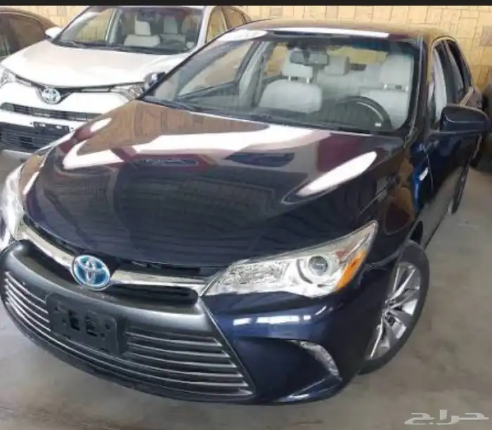 مطلوب كامري 2017 ازرق غامق فل كامل 0