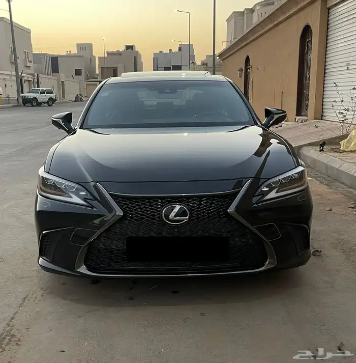 لكزس 350 F SPORT المالك الاول 2020 6